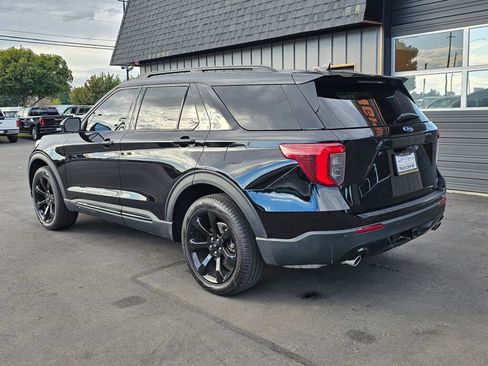 Used 2023 Ford Explorer ST-Line w/ Class IV Trailer Tow Package AWD/4WD image 7