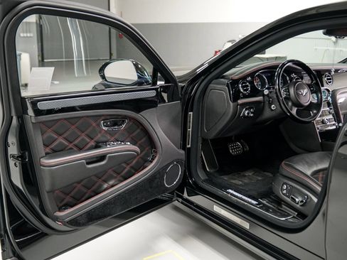 Used 2013 Bentley Mulsanne image 26