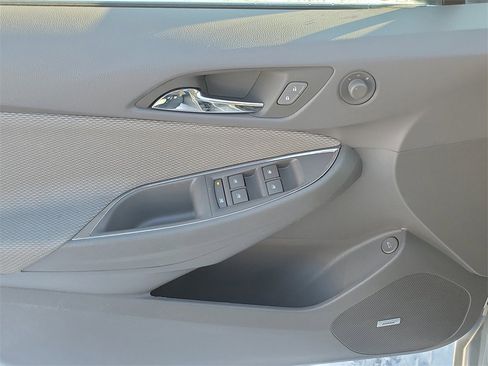 Used 2016 Chevrolet Cruze LT w/ Sun And Sound Package image 13