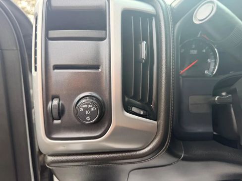 Used 2018 GMC Sierra 1500 SLT w/ Texas SLT Premium Package image 38