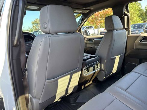 Used 2024 GMC Sierra 1500 SLT w/ SLT Premium Plus Package image 25