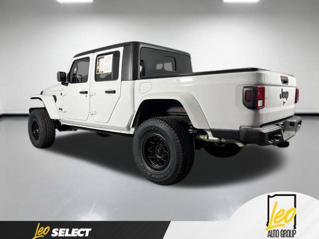 Used 2023 Jeep Gladiator Sport AWD/4WD image 2