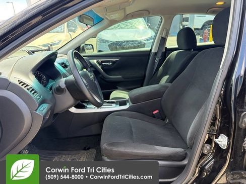 Used 2014 Nissan Altima 2.5 S FWD image 4