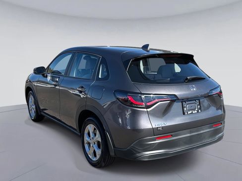 Certified 2023 Honda HR-V LX image 6