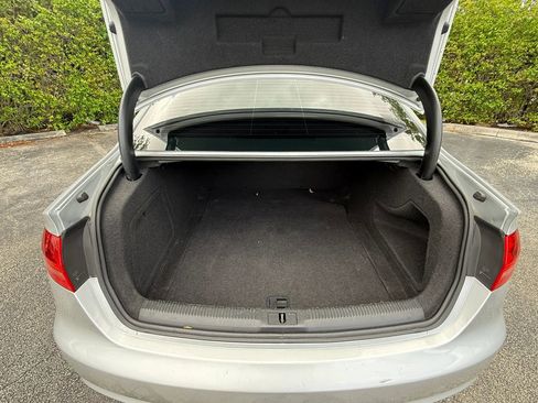 Used 2014 Audi A4 2.0T Premium image 9