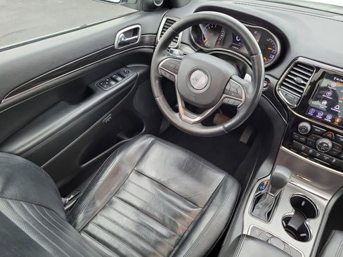 Used 2020 Jeep Grand Cherokee Limited X image 13