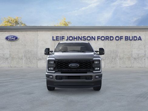 New 2025 Ford F250 Lariat w/ Black Appearance Package image 6