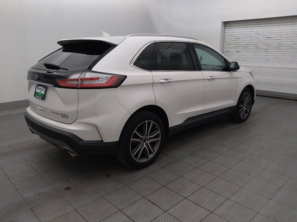 Used 2019 Ford Edge Titanium FWD image 10
