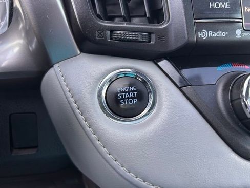 Used 2018 Toyota RAV4 XLE image 25