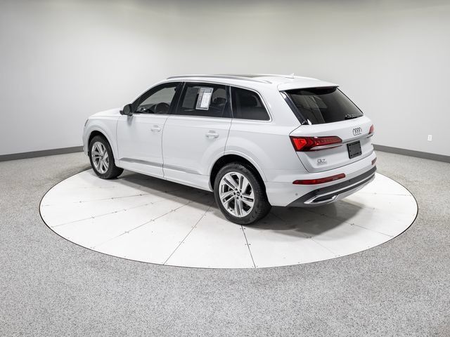 Used 2023 Audi Q7 3.0T Premium Plus w/ Premium Plus Package AWD/4WD image 34