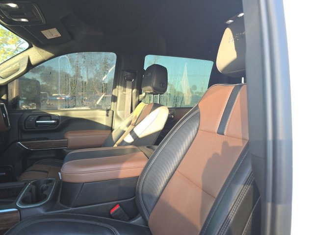 Used 2023 Chevrolet Silverado 2500 High Country w/ Z71 Off-Road Package AWD/4WD image 9