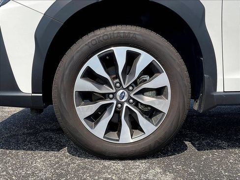 Used 2025 Subaru Outback Limited AWD/4WD image 21