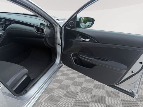 Used 2019 Honda Insight LX image 14