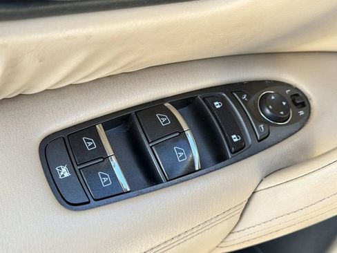 Used 2018 Nissan Armada SL w/ Premium Package RWD image 12