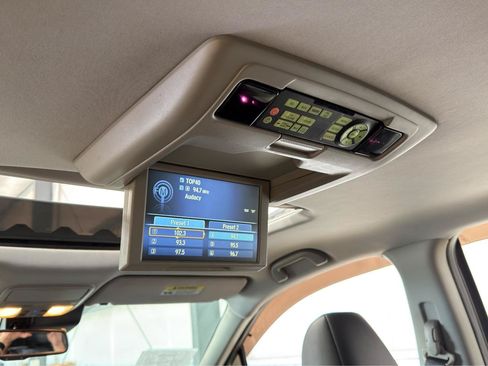 Used 2016 Honda Pilot Touring image 24