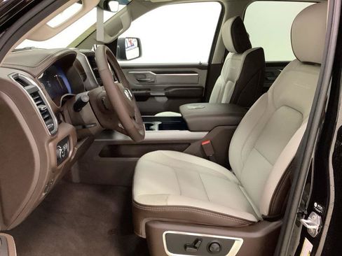 New 2025 RAM 1500 Laramie w/ Advanced Safety Group II AWD/4WD image 12