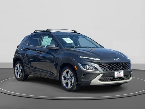 Used 2022 Hyundai Kona SEL image 4