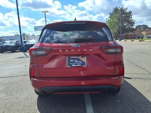 Certified 2024 Ford Escape ST-Line w/ Tech Pack #1 AWD/4WD image 8
