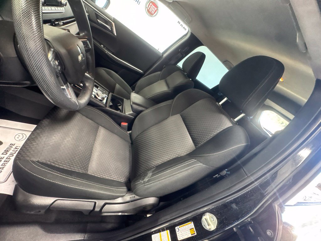 Used 2022 Mitsubishi Outlander ES AWD/4WD image 18