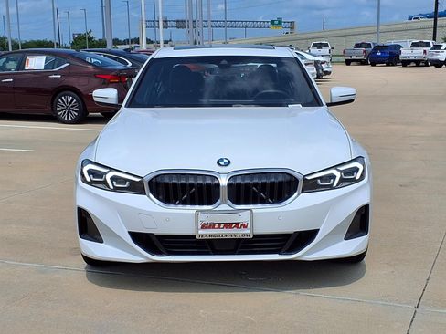 Used 2025 BMW 330i Sedan RWD image 5