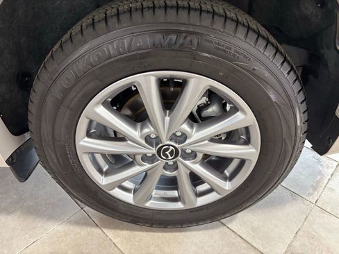 Certified 2025 MAZDA CX-5 AWD 2.5 S w/ Preferred Package image 11