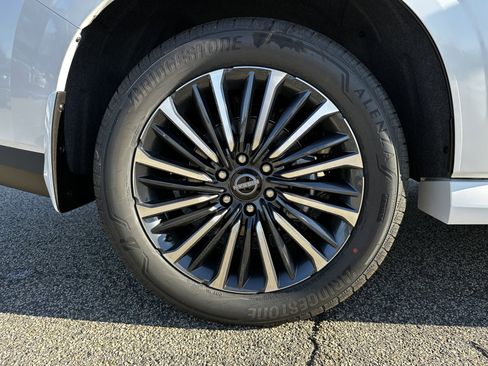 New 2026 Nissan Armada Platinum Reserve w/ Accent Package image 18