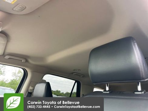 Used 2024 Ford Expedition XLT AWD/4WD image 20