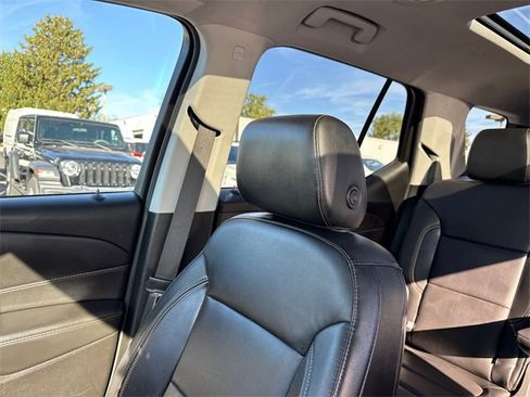 Used 2019 Chevrolet Traverse LT w/ LT Premium Package image 26