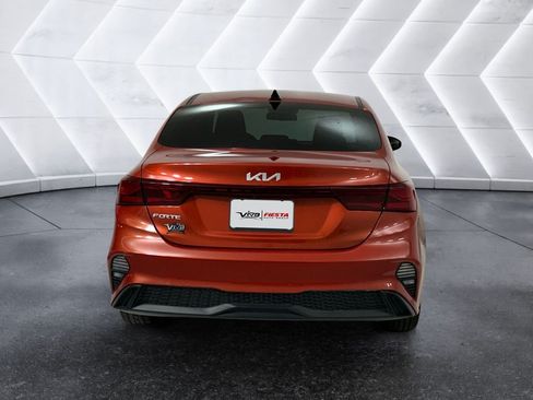 Used 2023 Kia Forte LXS FWD image 5