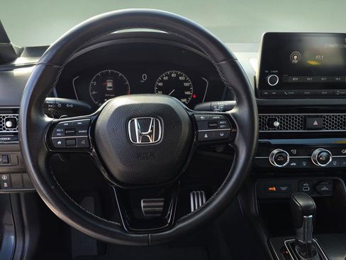 Used 2023 Honda Civic Sport image 14