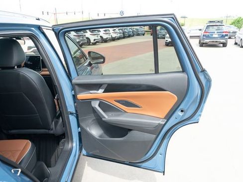 New 2026 Volkswagen Tiguan SEL R-Line AWD/4WD image 15