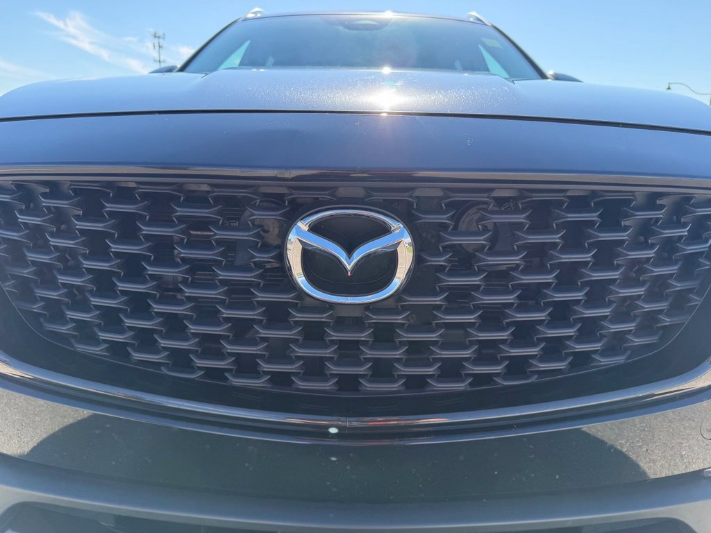 Used 2025 MAZDA CX-50 AWD 2.5 S w/ Premium Package image 9