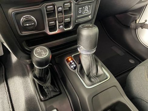New 2026 Jeep Gladiator Sport AWD/4WD image 7