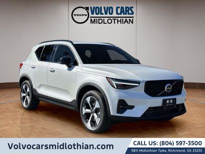 New 2026 Volvo XC40 B4 Plus w/ Protection Package Premier