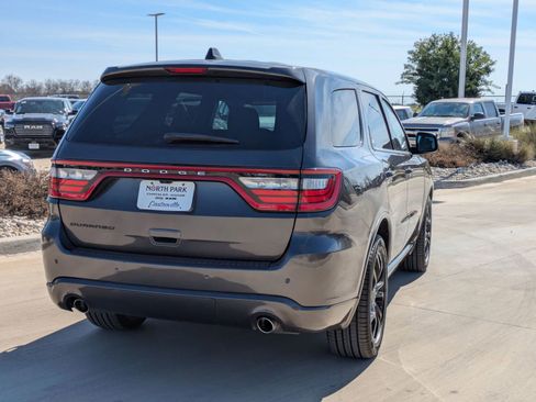 Certified 2020 Dodge Durango SXT image 3