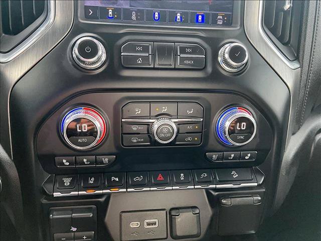 Used 2020 GMC Sierra 2500 Denali w/ Denali Ultimate Package AWD/4WD image 24