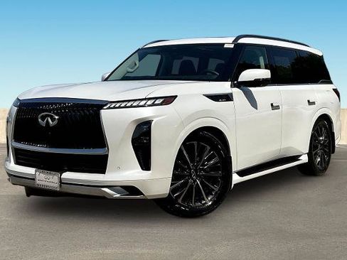 Certified 2026 INFINITI QX80 Luxe w/ Cargo Package AWD/4WD image 3