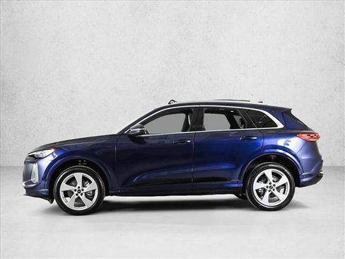 New 2025 Audi Q5 Premium Plus image 9