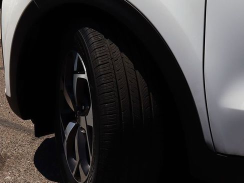 Used 2020 Kia Sportage LX image 6