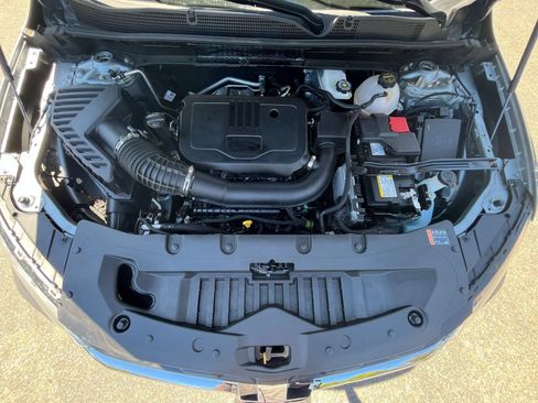 Used 2026 Chevrolet Blazer LT FWD image 33