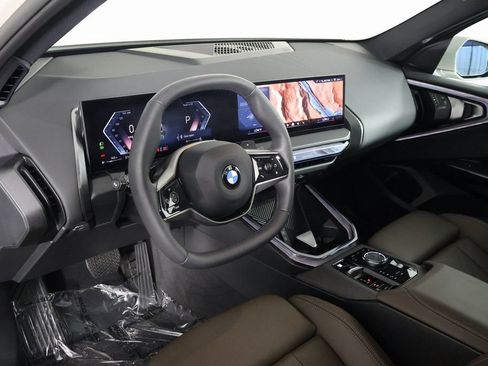 Certified 2026 BMW X3 xDrive30i w/ Convenience Package AWD/4WD image 7
