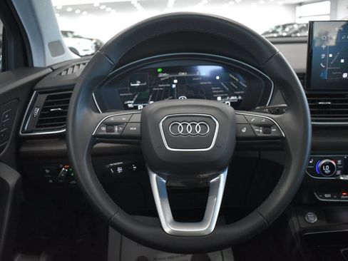 Used 2025 Audi Q5 2.0T Premium Plus w/ Premium Plus Package AWD/4WD image 22