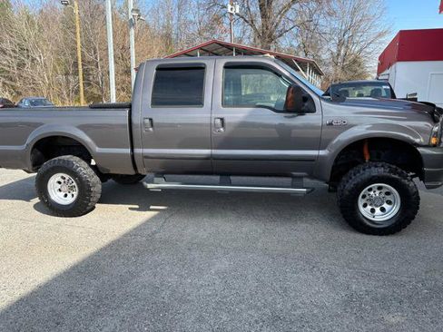 Used 2004 Ford F250 XLT image 7