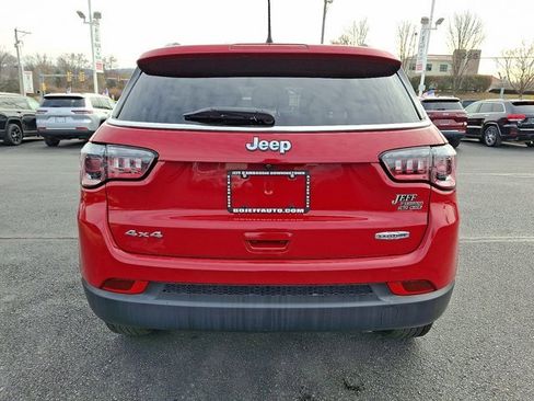Certified 2021 Jeep Compass Latitude image 6