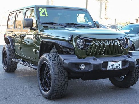 Used 2021 Jeep Wrangler Unlimited Sport AWD/4WD image 3