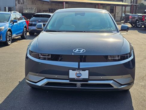 Used 2024 Hyundai Ioniq 5 Limited RWD image 2