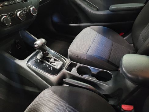 Used 2018 Kia Forte LX FWD image 26