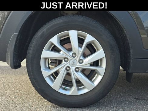 Used 2019 Hyundai Tucson Value FWD image 5