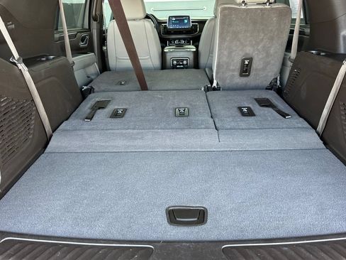 Certified 2024 Chevrolet Tahoe LT AWD/4WD image 18