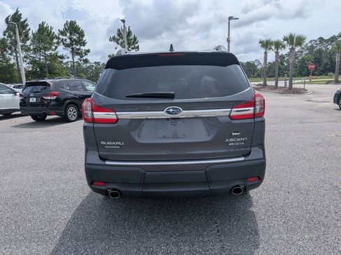 Used 2022 Subaru Ascent Limited AWD/4WD image 5